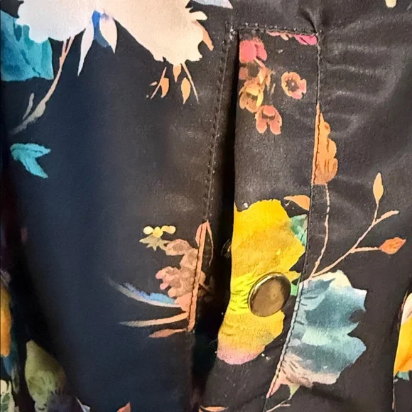Forever 21 Black Floral Bomber Jacket - Picture 3 of 9